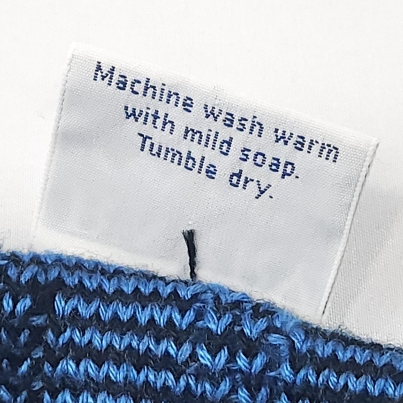 Barry & Me Sleeveless V Neck Sweater - Picture 3 of 3